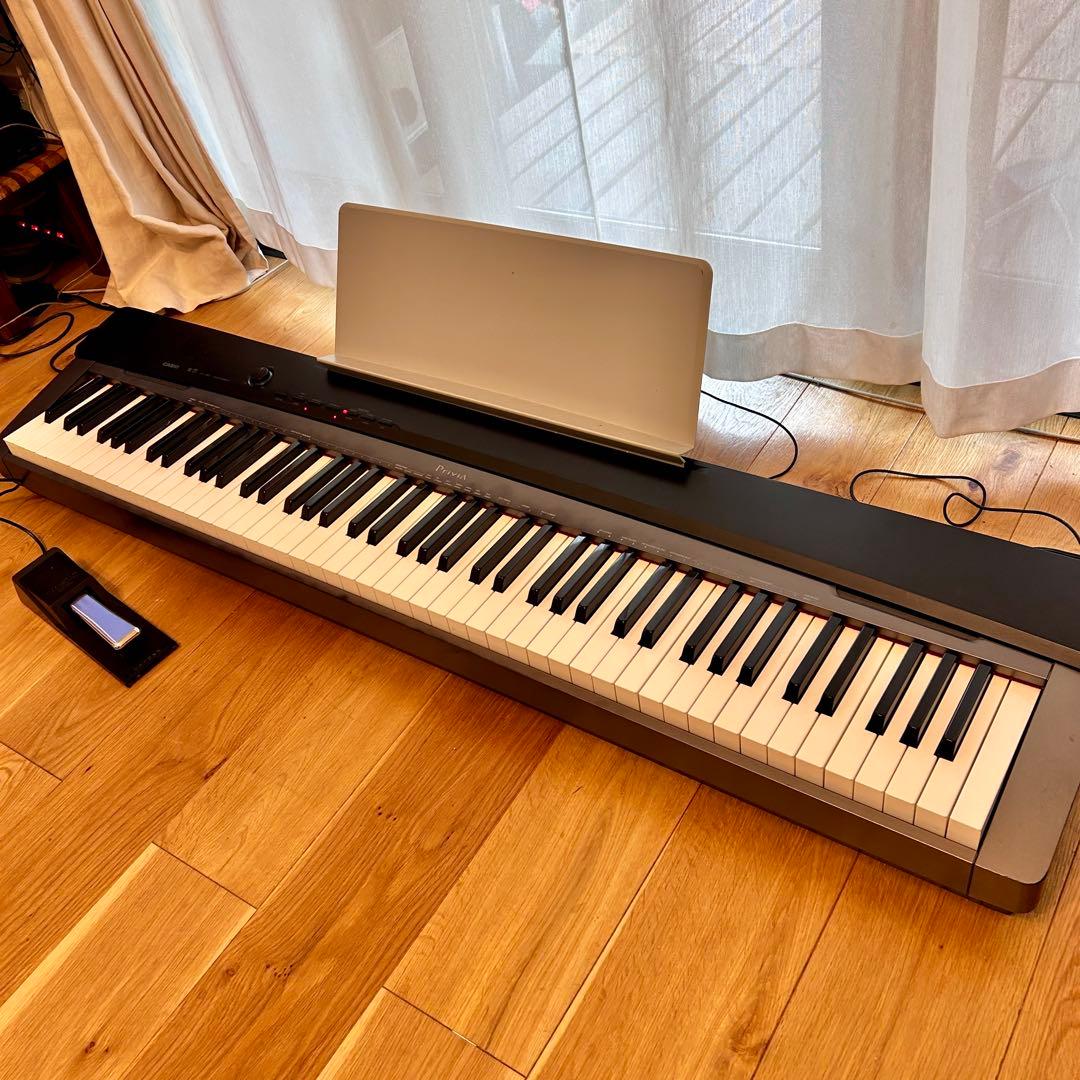 Piano Casio PX-130